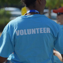 volunteer blue t shirt